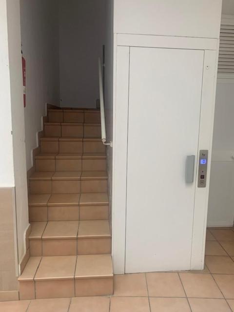Caleta Dreams. A Estrenar. A 60 Metros Playa Apartment *